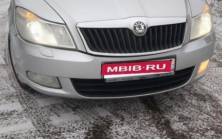 Skoda Octavia, 2011 год, 695 000 рублей, 2 фотография