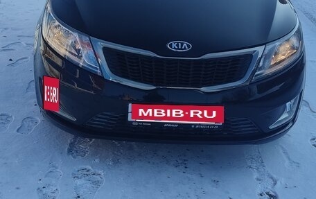 KIA Rio III рестайлинг, 2012 год, 1 000 000 рублей, 2 фотография