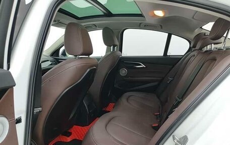 BMW 1 серия, 2022 год, 2 200 000 рублей, 11 фотография