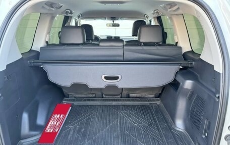 Toyota Land Cruiser Prado 150 рестайлинг 2, 2018 год, 4 690 000 рублей, 14 фотография