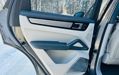 Porsche Cayenne III, 2021 год, 14 500 000 рублей, 17 фотография