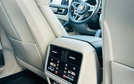 Porsche Cayenne III, 2021 год, 14 500 000 рублей, 22 фотография