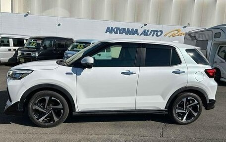 Daihatsu Rocky, 2022 год, 1 270 000 рублей, 5 фотография