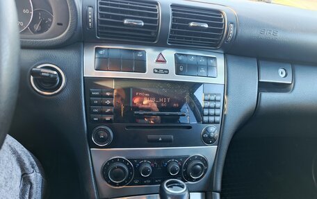 Mercedes-Benz C-Класс, 2005 год, 810 000 рублей, 5 фотография