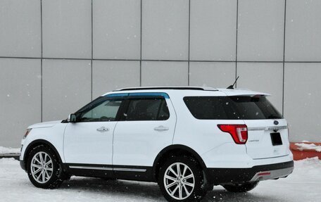 Ford Explorer VI, 2017 год, 3 090 003 рублей, 2 фотография