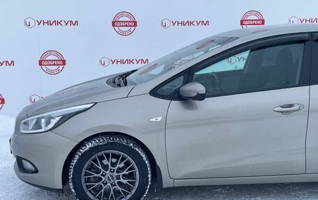 KIA cee'd III, 2012 год, 888 000 рублей, 11 фотография