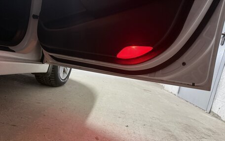 Hyundai i40 I рестайлинг, 2014 год, 1 170 000 рублей, 18 фотография