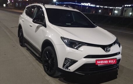 Toyota RAV4, 2019 год, 2 880 000 рублей, 14 фотография