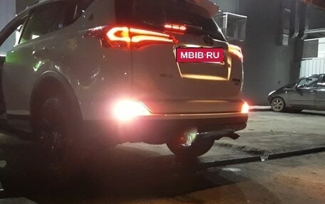 Toyota RAV4, 2019 год, 2 880 000 рублей, 19 фотография