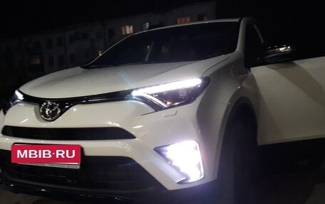 Toyota RAV4, 2019 год, 2 880 000 рублей, 20 фотография