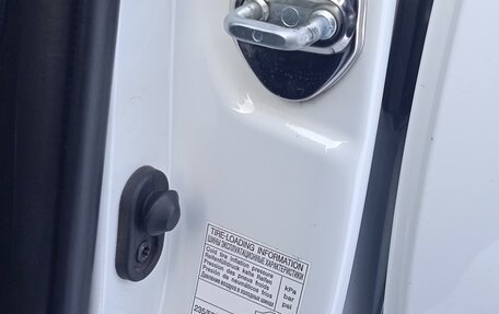 Toyota RAV4, 2019 год, 2 880 000 рублей, 24 фотография