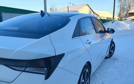 Hyundai Elantra, 2020 год, 1 950 000 рублей, 4 фотография