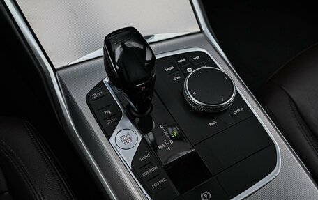 BMW 3 серия, 2019 год, 3 089 000 рублей, 18 фотография