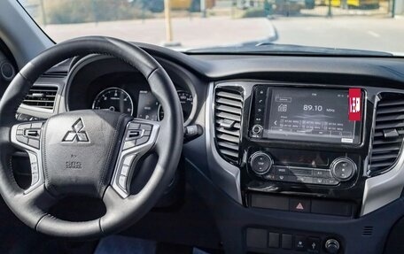 Mitsubishi Pajero Sport III рестайлинг, 2024 год, 3 920 000 рублей, 11 фотография