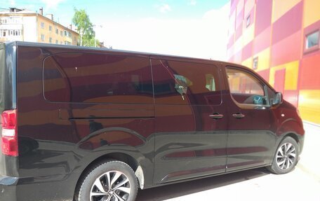 Peugeot Traveller I, 2020 год, 2 770 000 рублей, 2 фотография