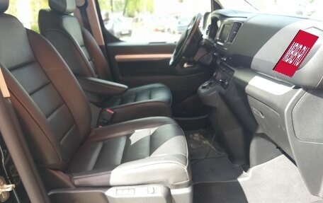 Peugeot Traveller I, 2020 год, 2 770 000 рублей, 4 фотография