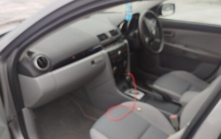 Mazda Axela, 2005 год, 650 000 рублей, 8 фотография