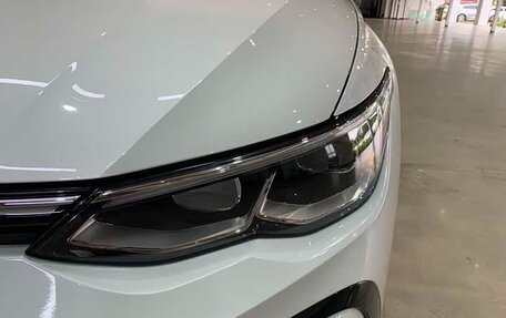 Volkswagen Golf VIII, 2023 год, 1 900 000 рублей, 6 фотография