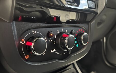 Renault Duster I рестайлинг, 2017 год, 1 399 000 рублей, 10 фотография