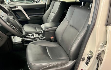 Toyota Land Cruiser Prado 150 рестайлинг 2, 2021 год, 6 700 000 рублей, 11 фотография