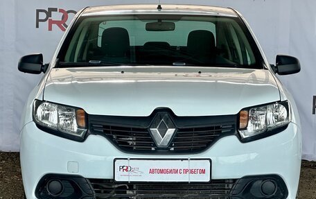 Renault Logan II, 2018 год, 650 000 рублей, 3 фотография