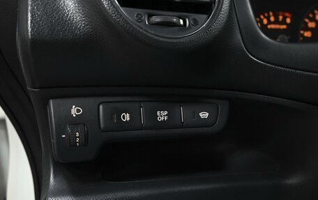 KIA Carens III (RP), 2011 год, 879 000 рублей, 19 фотография