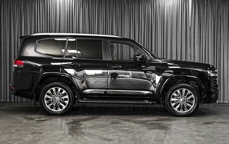 Toyota Land Cruiser, 2023 год, 12 499 000 рублей, 5 фотография