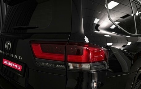 Toyota Land Cruiser, 2023 год, 12 499 000 рублей, 7 фотография