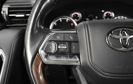 Toyota Land Cruiser, 2023 год, 12 499 000 рублей, 24 фотография