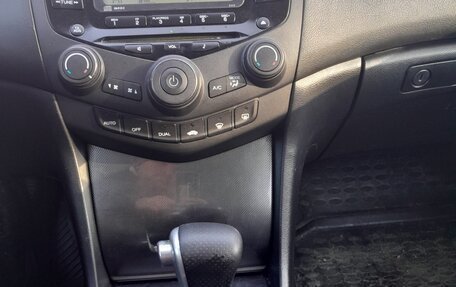 Honda Accord VII рестайлинг, 2004 год, 485 000 рублей, 8 фотография