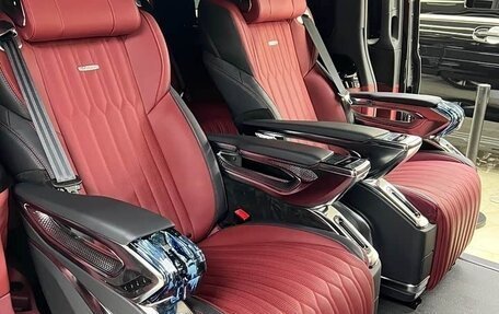 Mercedes-Benz V-Класс, 2025 год, 10 700 000 рублей, 15 фотография