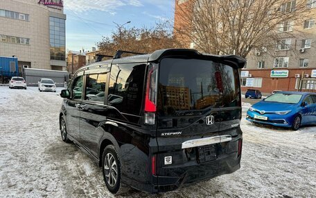 Honda Stepwgn IV, 2016 год, 1 899 000 рублей, 7 фотография