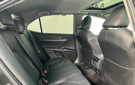 Toyota Camry, 2023 год, 3 590 000 рублей, 11 фотография