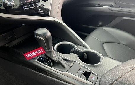 Toyota Camry, 2023 год, 3 590 000 рублей, 16 фотография