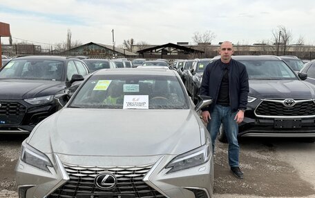 Lexus ES VII, 2025 год, 5 300 000 рублей, 3 фотография