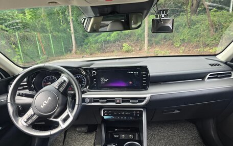 KIA K5, 2023 год, 1 900 000 рублей, 12 фотография