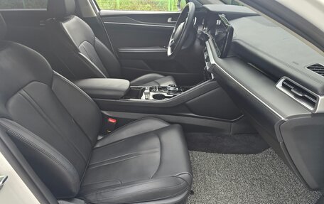 KIA K5, 2023 год, 1 900 000 рублей, 16 фотография