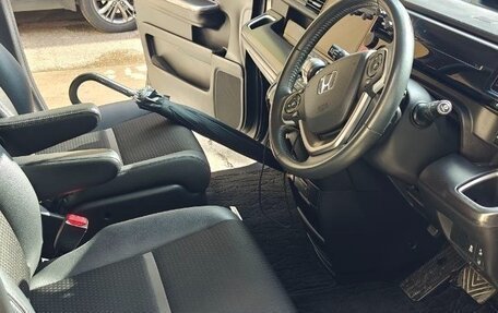 Honda Stepwgn IV, 2018 год, 2 350 000 рублей, 11 фотография