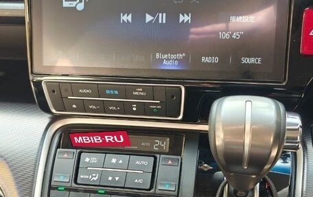 Honda Stepwgn IV, 2018 год, 2 350 000 рублей, 15 фотография