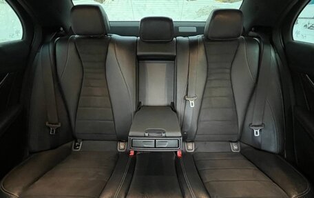 Mercedes-Benz E-Класс, 2020 год, 4 000 000 рублей, 20 фотография