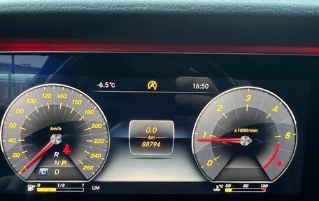 Mercedes-Benz E-Класс, 2020 год, 4 000 000 рублей, 24 фотография