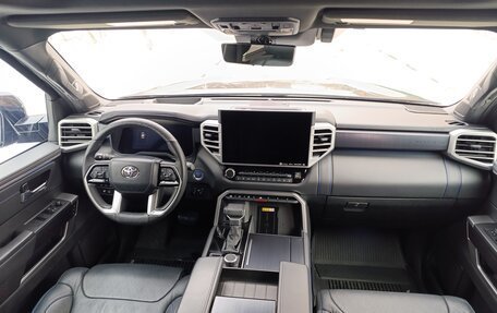 Toyota Sequoia, 2023 год, 11 000 000 рублей, 6 фотография