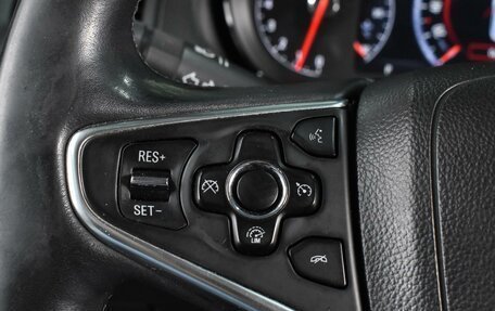 Opel Insignia II рестайлинг, 2014 год, 1 297 000 рублей, 18 фотография