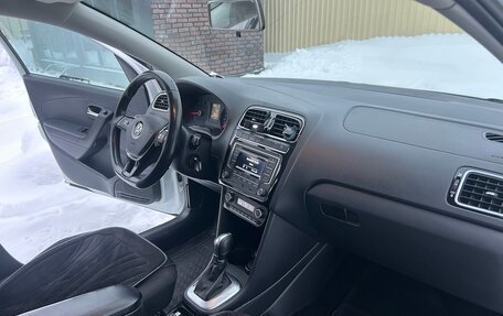 Volkswagen Polo VI (EU Market), 2017 год, 1 250 000 рублей, 9 фотография