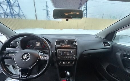 Volkswagen Polo VI (EU Market), 2017 год, 1 250 000 рублей, 15 фотография