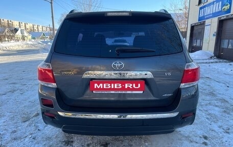 Toyota Highlander III, 2012 год, 1 900 000 рублей, 5 фотография