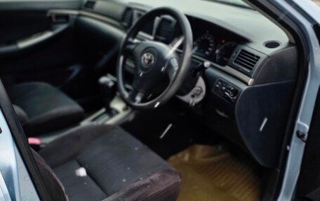 Toyota Corolla, 2004 год, 760 000 рублей, 10 фотография