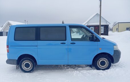Volkswagen Transporter T5 рестайлинг, 2003 год, 980 000 рублей, 4 фотография