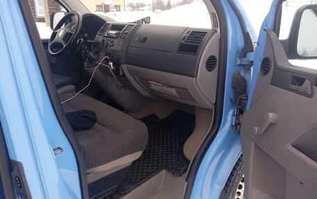 Volkswagen Transporter T5 рестайлинг, 2003 год, 980 000 рублей, 10 фотография