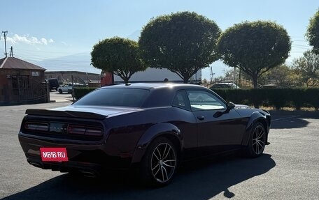 Dodge Challenger III рестайлинг 2, 2020 год, 2 300 000 рублей, 5 фотография